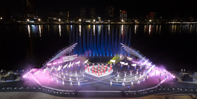 Bùng nổ trong vũ điệu sắc màu tình yêu trong đêm thi thứ hai Lễ hội Pháo hoa Quốc tế Đà Nẵng – DIFF 2023 -0