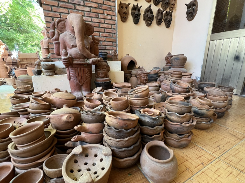 “Nghệ thuật làm gốm của người Chăm” là di sản văn hoá phi vật thể cần bảo vệ khẩn cấp -0