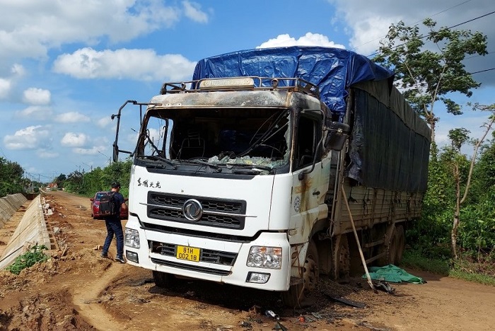Lời kể của tài xế hai lần thoát chết kỳ diệu trước nhóm đối tượng gây rối ANTT ở Đắk Lắk -0