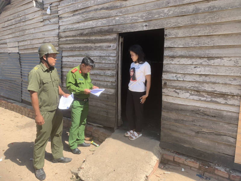 Tranh thủ chủ nhật, Công an đẩy mạnh tuyên truyền trong vùng dân tộc thiểu số -0