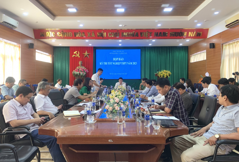 Đảm bảo an toàn tuyệt đối cho thí sinh trong địa bàn xảy ra vụ gây mất ANTT -0