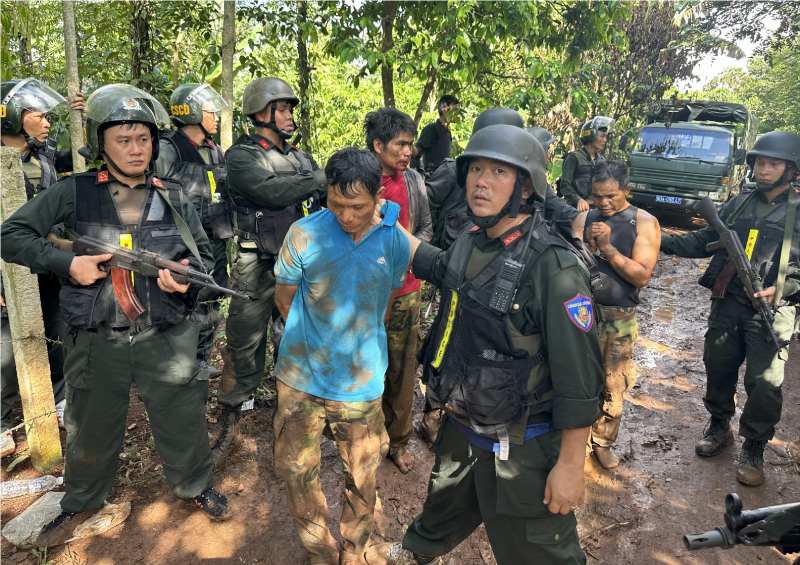 Chuyện về những người làm báo mang sắc phục Công an -0