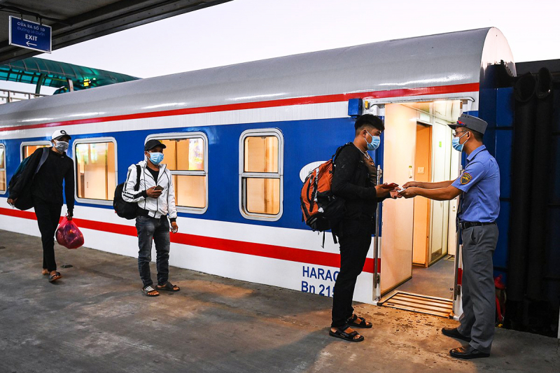 Giảm 10% giá vé tàu cho học sinh đi thi, nhập học mùa thi 2023 -0