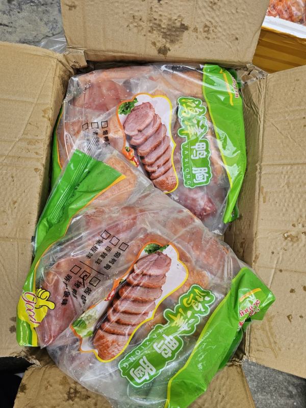 Tạm giữ gần 3 tấn thịt vịt và trứng gà non đông lạnh -1