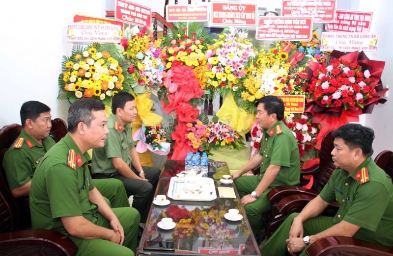 Phát huy mối quan hệ phối hợp chặt chẽ giữa Báo CAND và các đơn vị, địa phương tại khu vực ĐBSCL -0