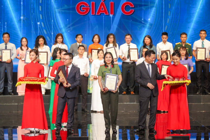 Báo chí cách mạng đóng góp quan trọng vào sự nghiệp xây dựng, bảo vệ Tổ quốc -0