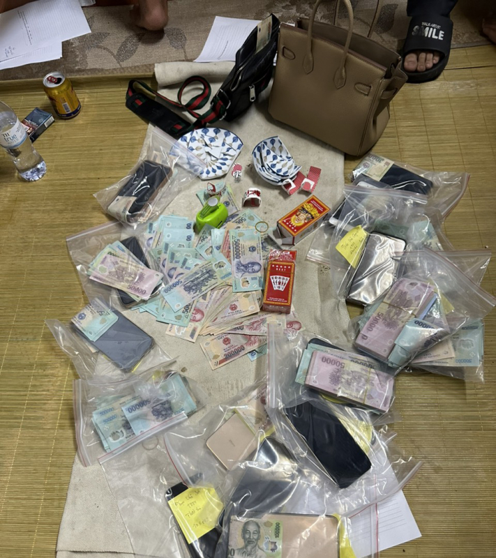 0955a1e9d57e04205d6f.jpg -0