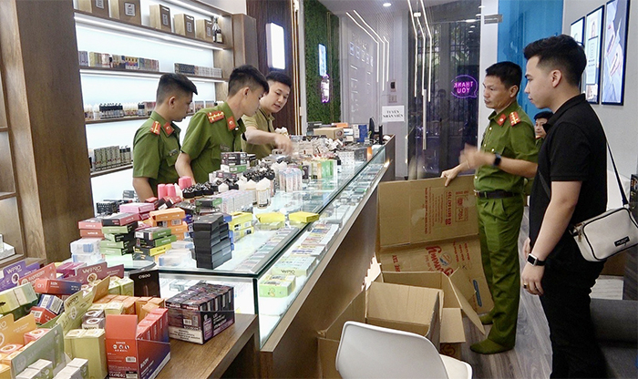 Phương thức buôn lậu, gian lận thương mại và hàng giả ngày càng tinh vi -0