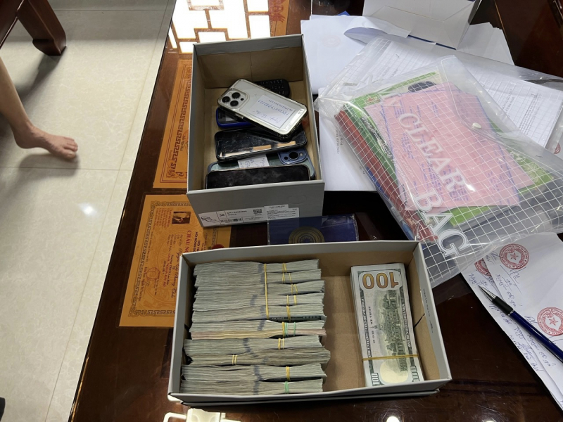 Những hình ảnh mới nhất trong vụ bắt giữ trùm buôn lậu  3 tấn vàng từ Lào về Việt Nam -0