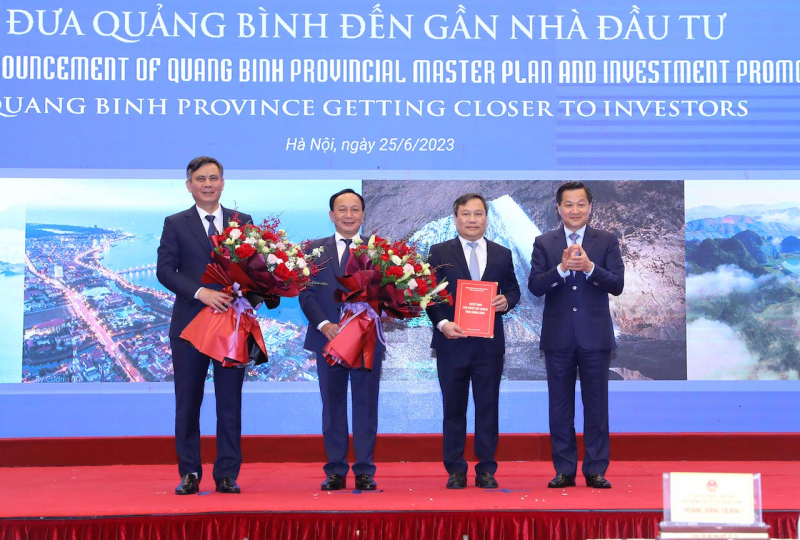 Xây dựng quê hương 