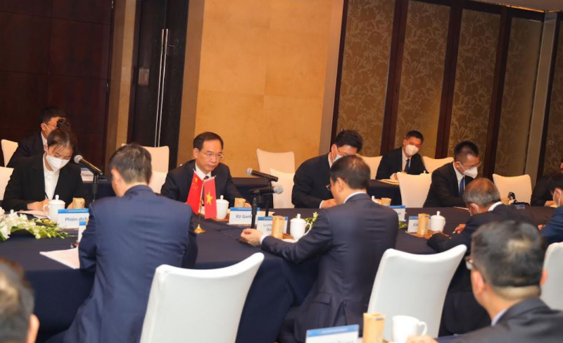 Thứ trưởng Lương Tam Quang làm việc với đồng chí Hứa Cam Lộ, Thứ trưởng Bộ Công an Trung Quốc -0