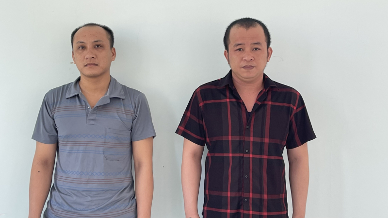 Thủ súng để giao dịch ma túy -0