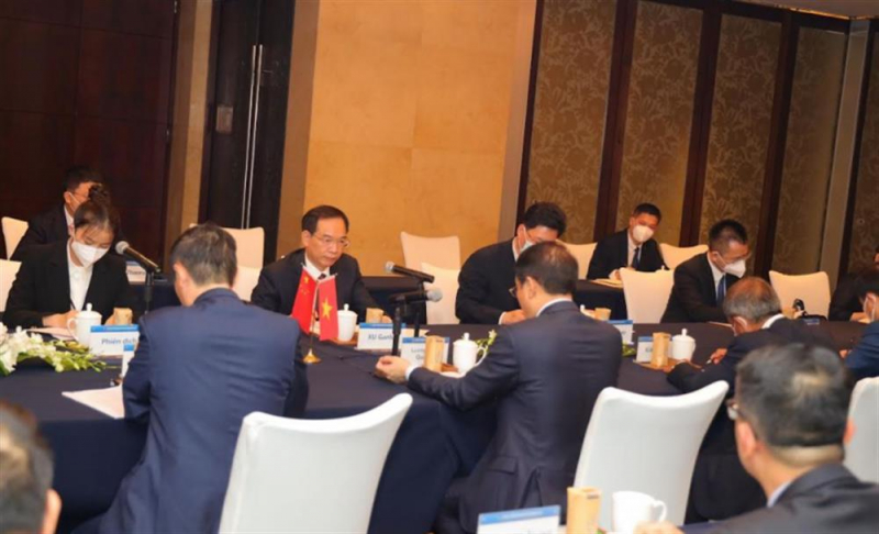 Deputy Minister Luong Tam Quang meets with Deputy Minister of Public Security of China -0