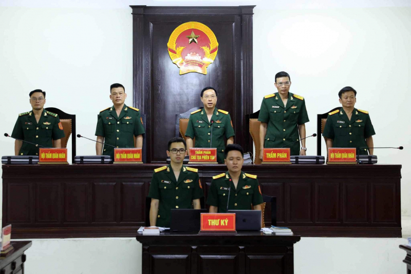 Xét xử 5 cựu tướng lĩnh Cảnh sát biển trong vụ án tham ô 50 tỷ đồng -0