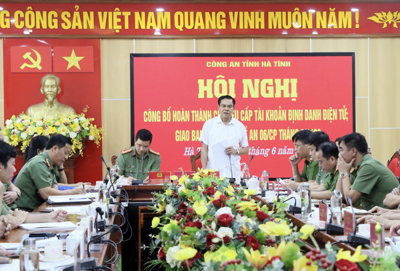 Hà Tĩnh hoàn thành chỉ tiêu thu nhận và kích hoạt tài khoản định danh điện tử -0
