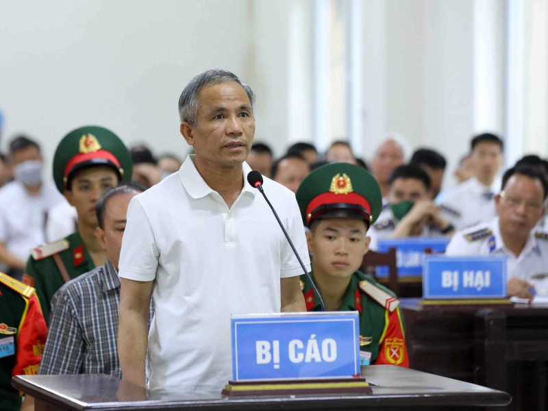Cựu Tư lệnh Cảnh sát biển bị đề nghị từ 16 năm đến 16 năm 6 tháng tù -0