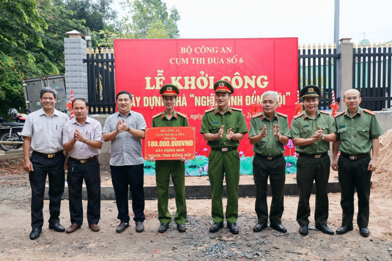 Cụm thi đua số 6 - Bộ Công an khởi công xây dựng nhà “Nghĩa tình đồng đội” -0