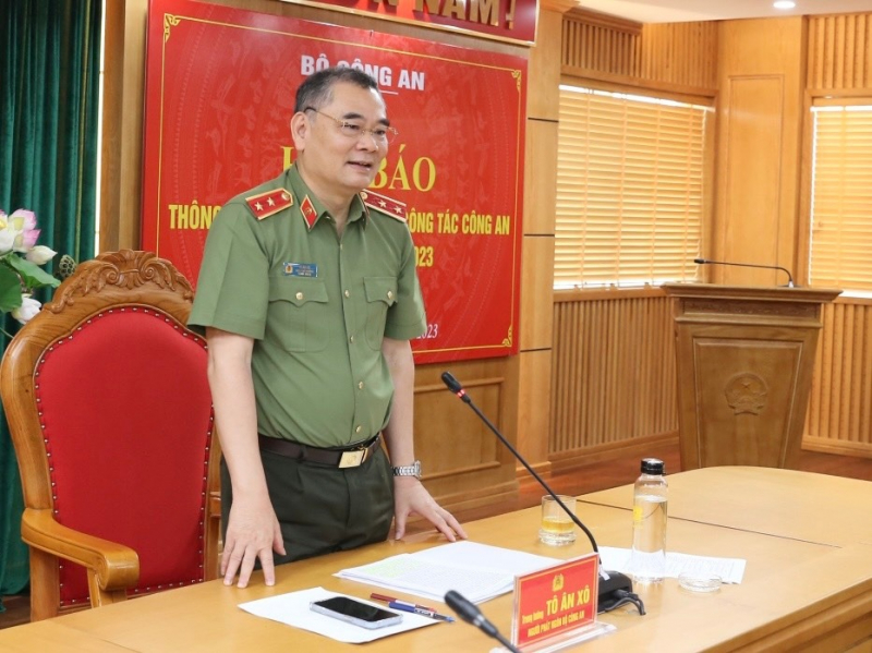 Điều tra, xử lý nhóm 