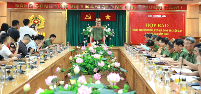 Điều tra, xử lý nhóm 