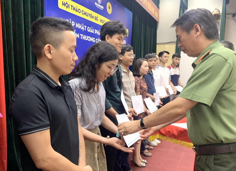 Hội thảo trao đổi kinh nghiệm về giải pháp phục hồi chức năng trong điều trị tổn thương cột sống và thần kinh -0