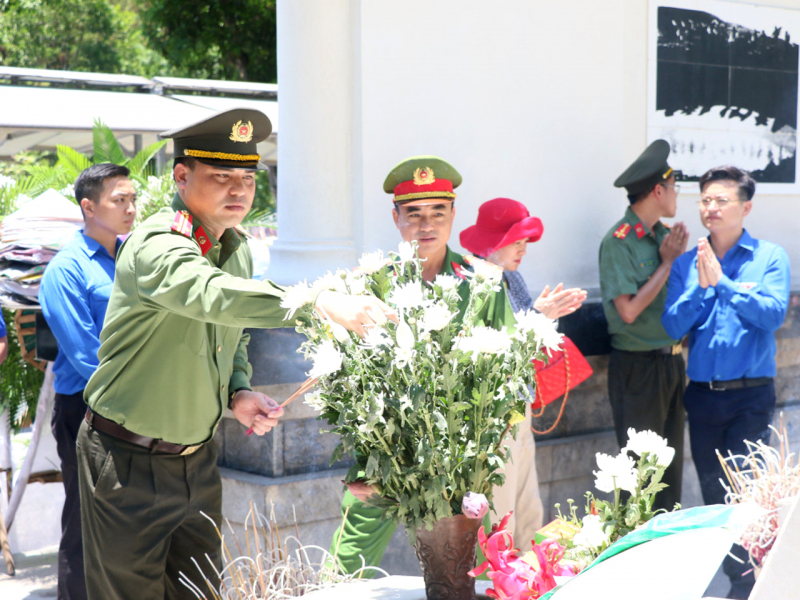 Nhiều hoạt động về nguồn ý nghĩa của Ban Thanh niên CAND tại Hà Tĩnh -0