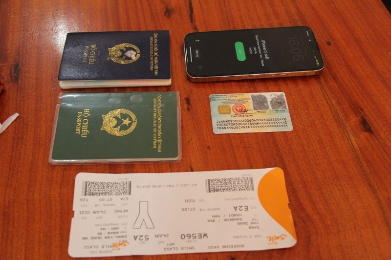 Bắt giữ đối tượng tổ chức người khác trốn ra nước ngoài bất hợp pháp -0