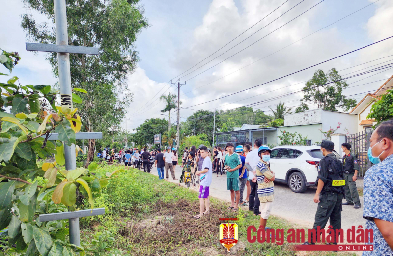 Cảnh sát hình sự bắt nhóm “giang hồ nông trường” ở Phú Quốc -0