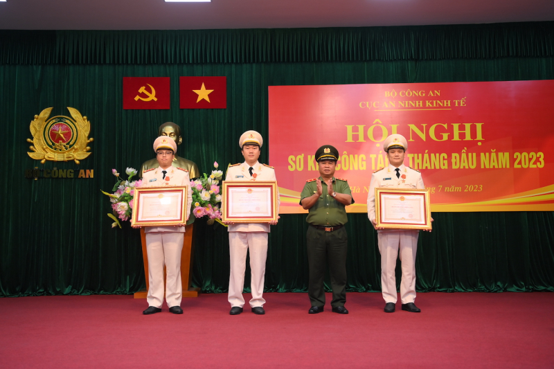 Đảm bảo an ninh kinh tế -0