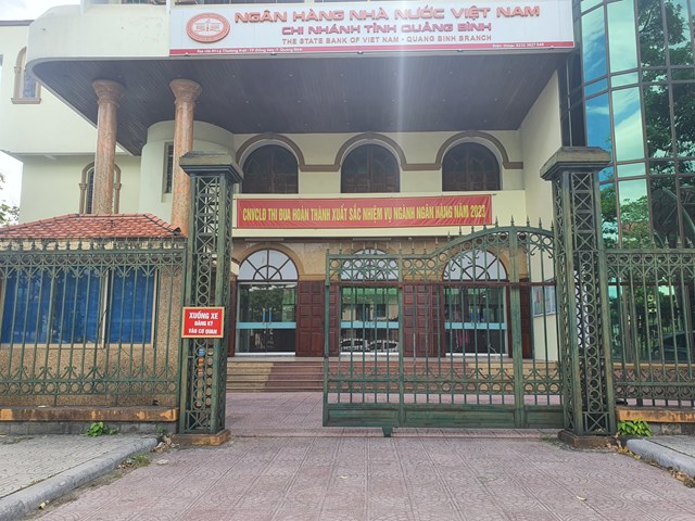 Vì sao Giám đốc Ngân hàng nhà nước Quảng Bình xin nghỉ hưu trước tuổi? -0