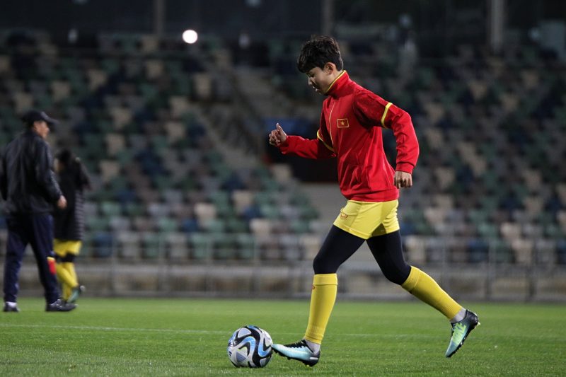 Tuyển nữ Việt Nam luyện tập thế nào dưới thời tiết lạnh tại New Zealand -0