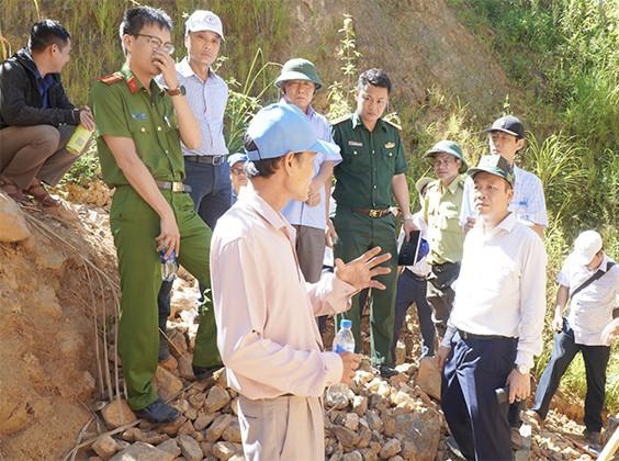 Làm rõ nguyên nhân sông Đakrông xuất hiện màu đỏ đục -0