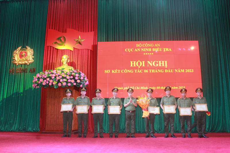 Công tác điều tra đảm bảo đúng quy định pháp luật, yêu cầu chính trị, đối ngoại  -0