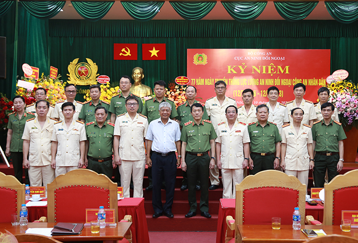 Tiếp tục phát huy vai trò tư lệnh ngành trong công tác bảo đảm an ninh đối ngoại -0