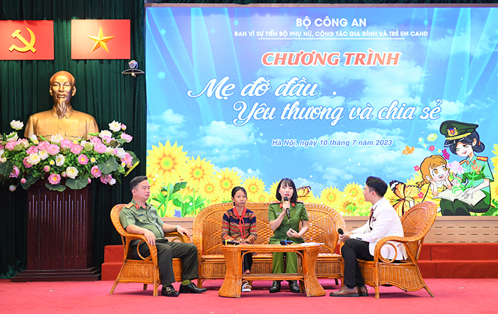 Tiếp tục huy động sức mạnh tổng hợp thực hiện chương trình “Mẹ đỡ đầu” -0