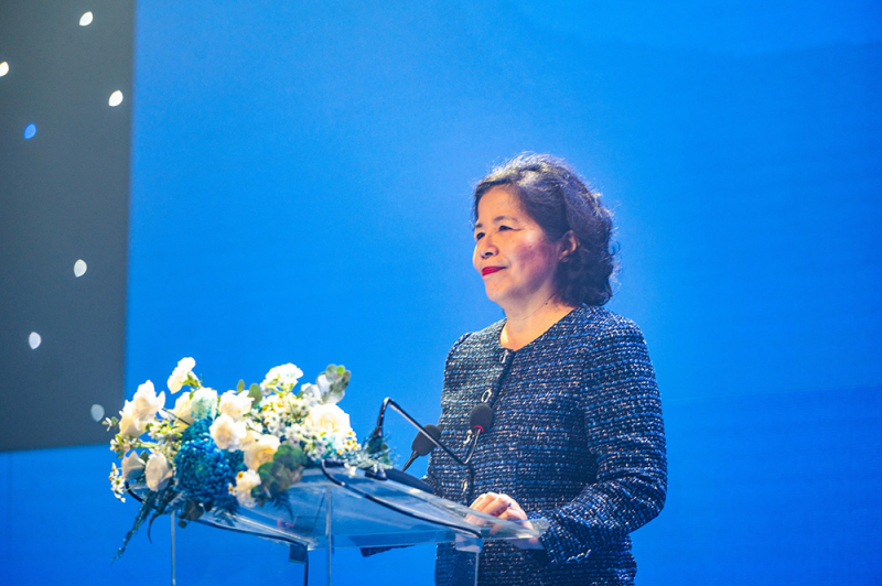 Vinamilk công bố nhận diện thương hiệu mới -0