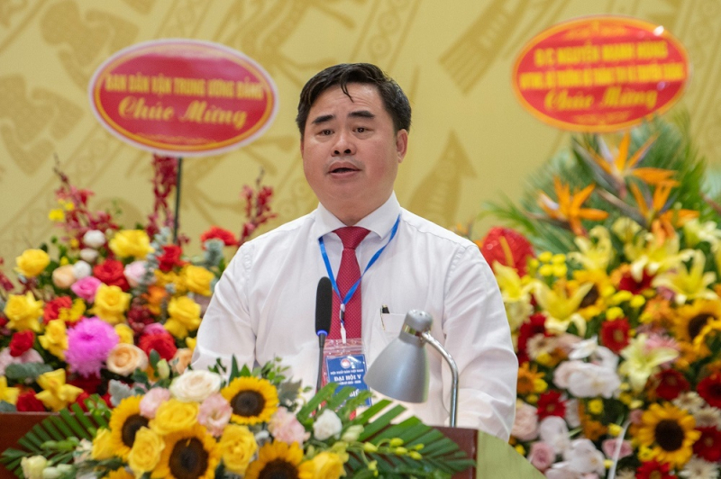 Xây dựng ngành xuất bản thành một ngành kinh tế-công nghệ phát triển toàn diện, vững chắc -0