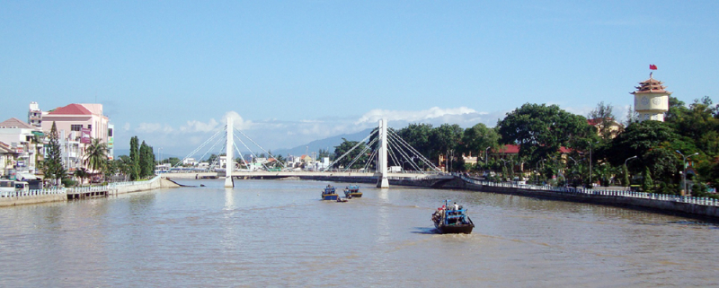 1- cầu lê hồng phong trên sông cà ty.jpg -0