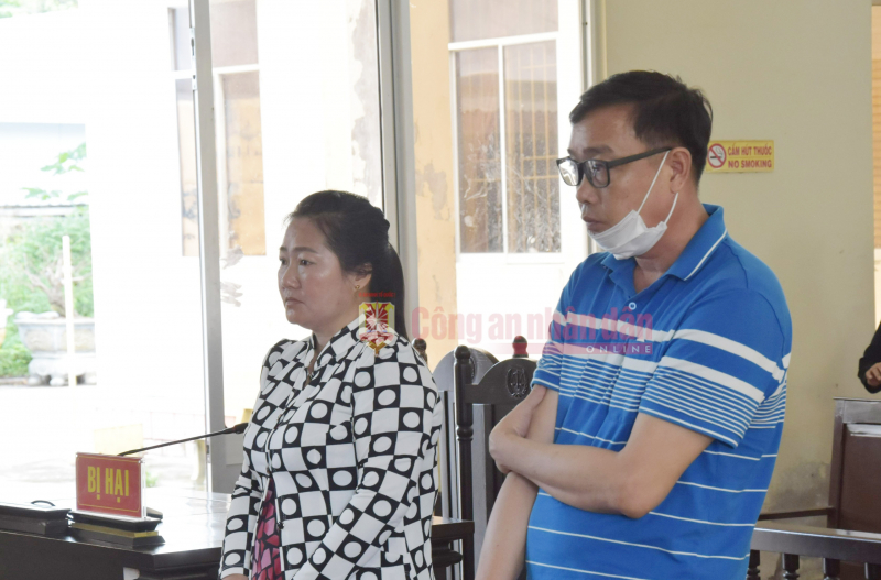 Làm sổ đỏ giả để lừa đảo, cặp vợ chồng ở Bạc Liêu dắt nhau vào tù -0
