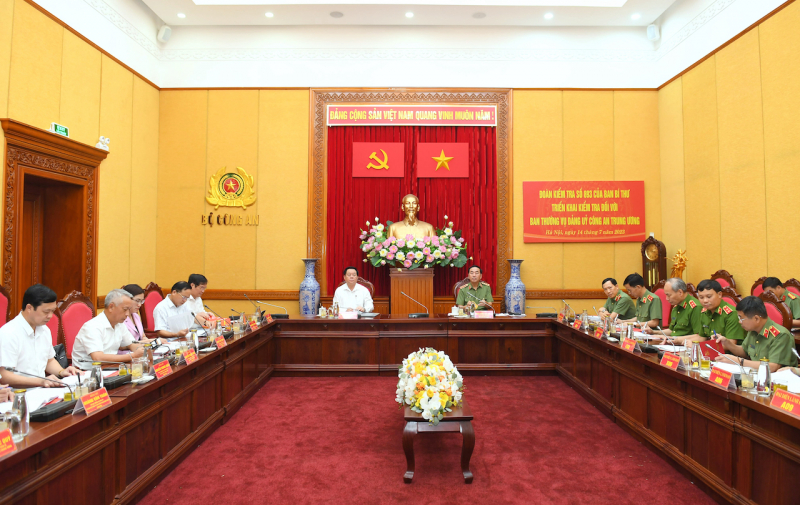 Đoàn kiểm tra của Ban Bí thư triển khai kiểm tra Ban Thường vụ Đảng uỷ Công an Trung ương -0