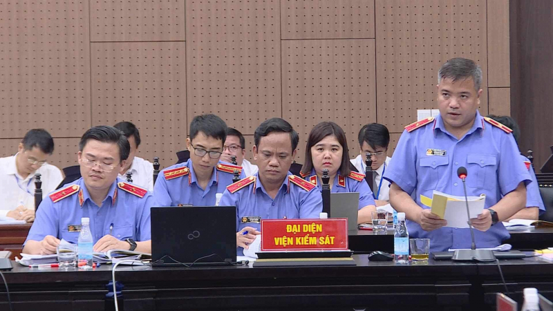 Diễn biến bất ngờ tại phiên tòa xét xử vụ “chuyến bay giải cứu” -0