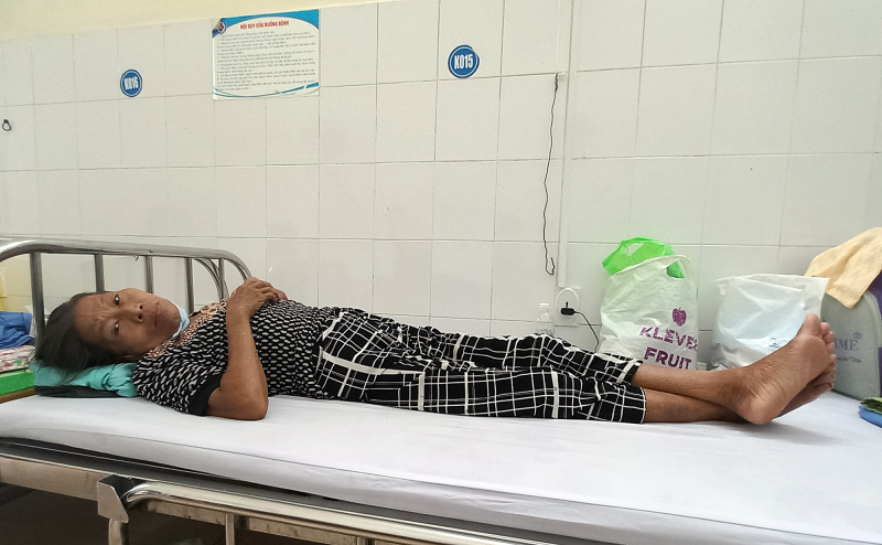 Vợ ròng rã chạy thận, chồng bị ung thư giai đoạn cuối -0