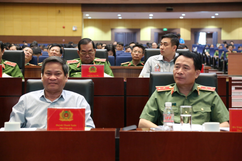 “Cần lan tỏa mô hình Đội công nhân xung kích ra toàn quốc” -0