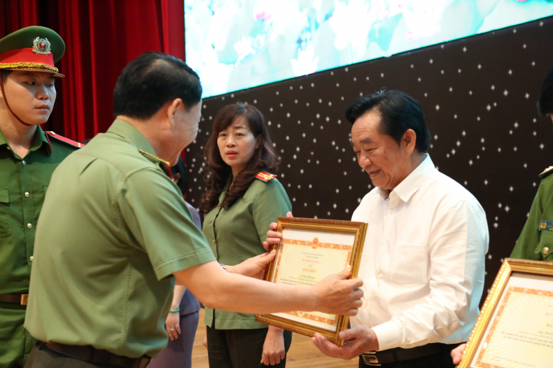 “Cần lan tỏa mô hình Đội công nhân xung kích ra toàn quốc” -0