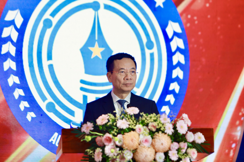 Cục Báo chí kỷ niệm 20 năm thành lập và đón nhận Huân chương Lao động hạng Nhì -0