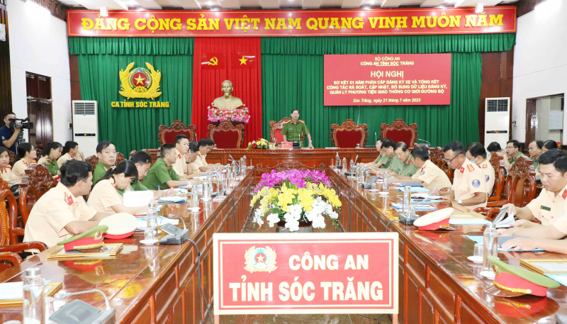 Công an cơ sở ở Sóc Trăng làm tốt công tác đăng ký phương tiện -0