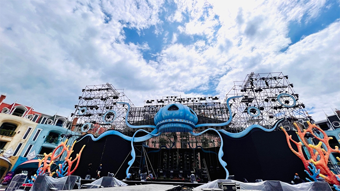 Sao đầu tiên của 8Wonder đã đến Vinpearl Nha Trang -0