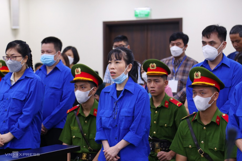 Cựu Phó Cục trưởng Quản lý thị trường Hà Nội bị đề nghị từ 9 đến 10 năm tù -0