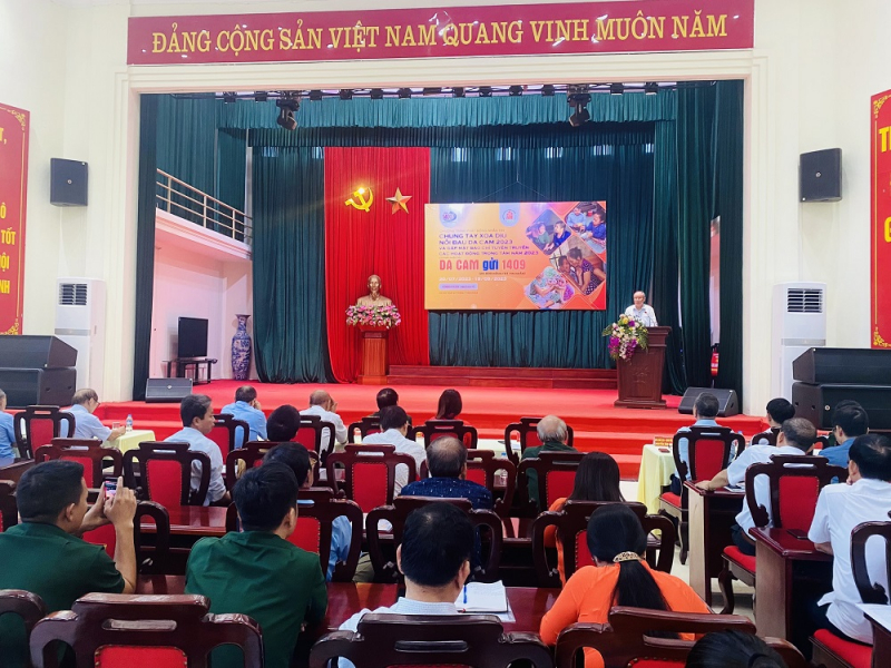 Phát động chương trình nhắn tin từ thiện “Chung tay xoa dịu nỗi đau da cam năm 2023” -0