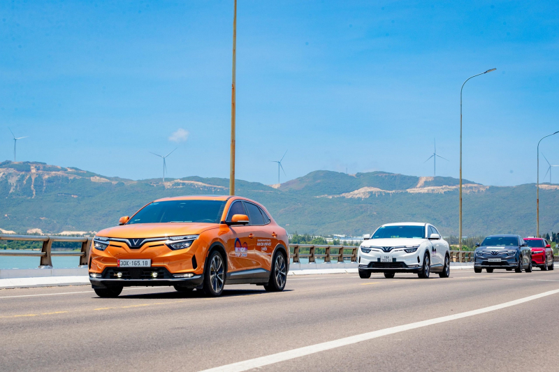 300 xe VinFast tham dự Wonder Trip 2023 -1