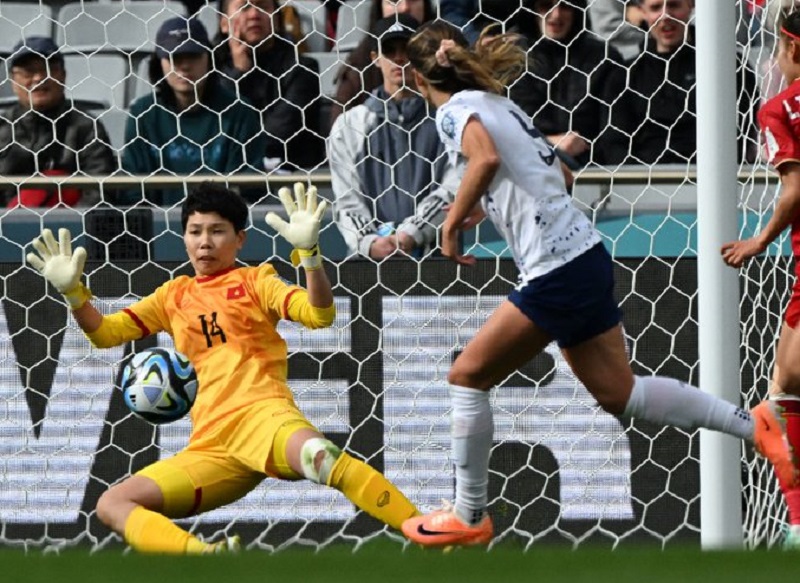 f1mu1ucamaadbba.jpg -0